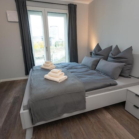 Cozy City Dream Apartment Mit Terrasse Und Parkplatz - 90M² Drezno Zewnętrze zdjęcie