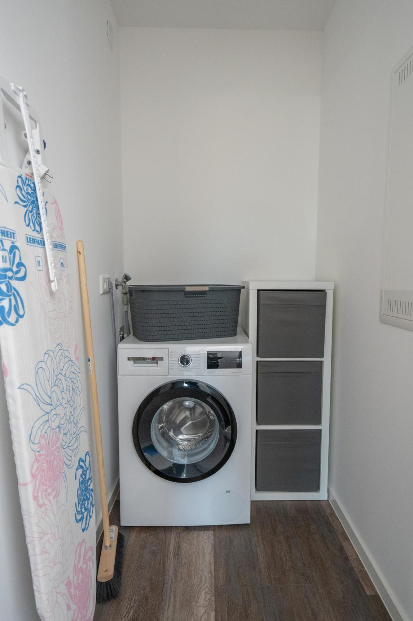 Cozy City Dream Apartment Mit Terrasse Und Parkplatz - 90M² Drezno Zewnętrze zdjęcie